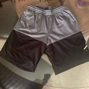 Jordan’s boys basket ball shorts